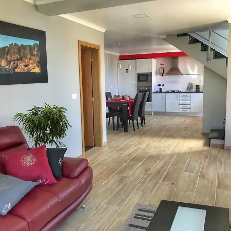 Дом отдыха Lucilia's House Кальета