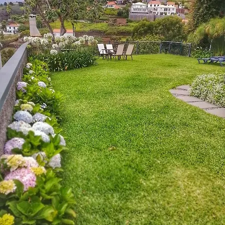 Lucilia's House * Calheta (Madeira)